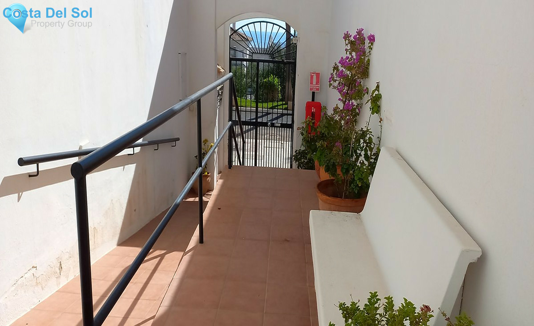 Ground Floor Apartment in El Faro-1528866