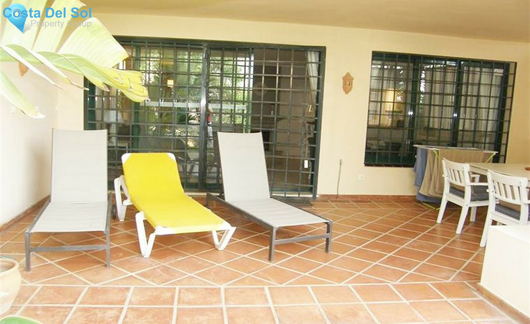 Ground Floor Apartment in Elviria-1275820