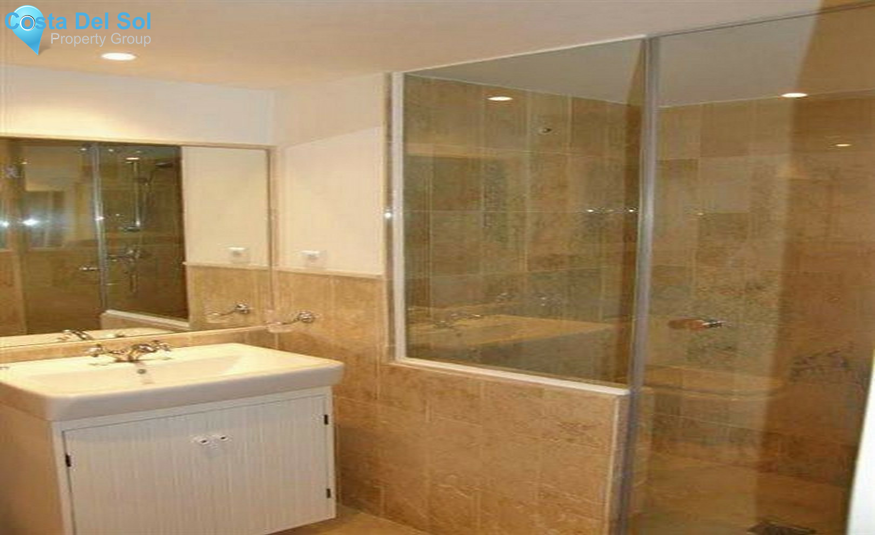 Ground Floor Apartment in Elviria-1275814