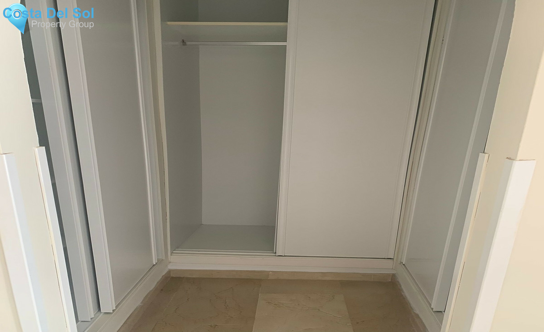 Ground Floor Apartment in Elviria-1311958