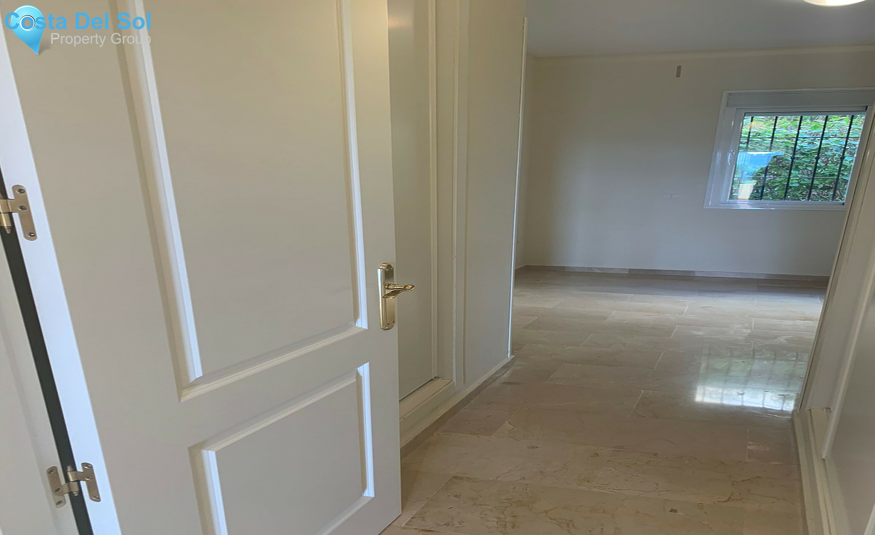 Ground Floor Apartment in Elviria-1311959