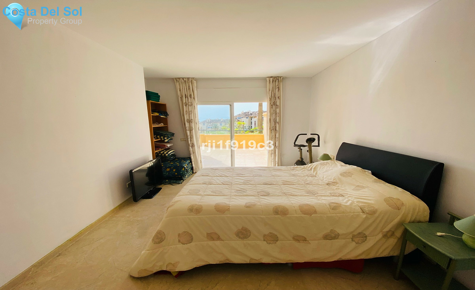 Ground Floor Apartment in Elviria-1370849