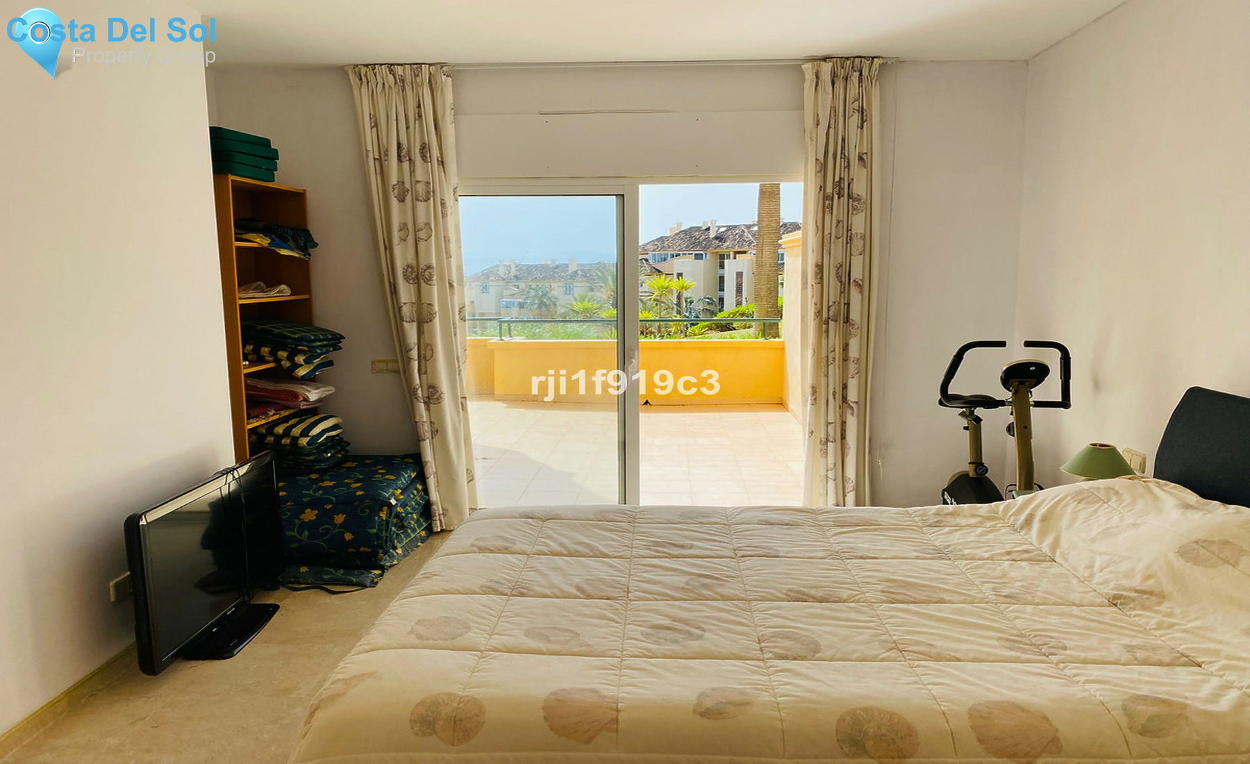 Ground Floor Apartment in Elviria-1370850