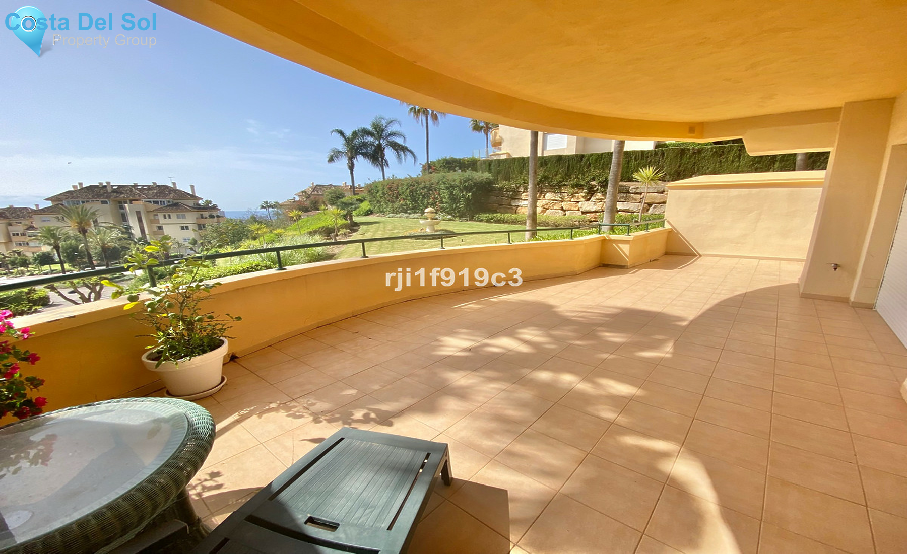 Ground Floor Apartment in Elviria-1370856