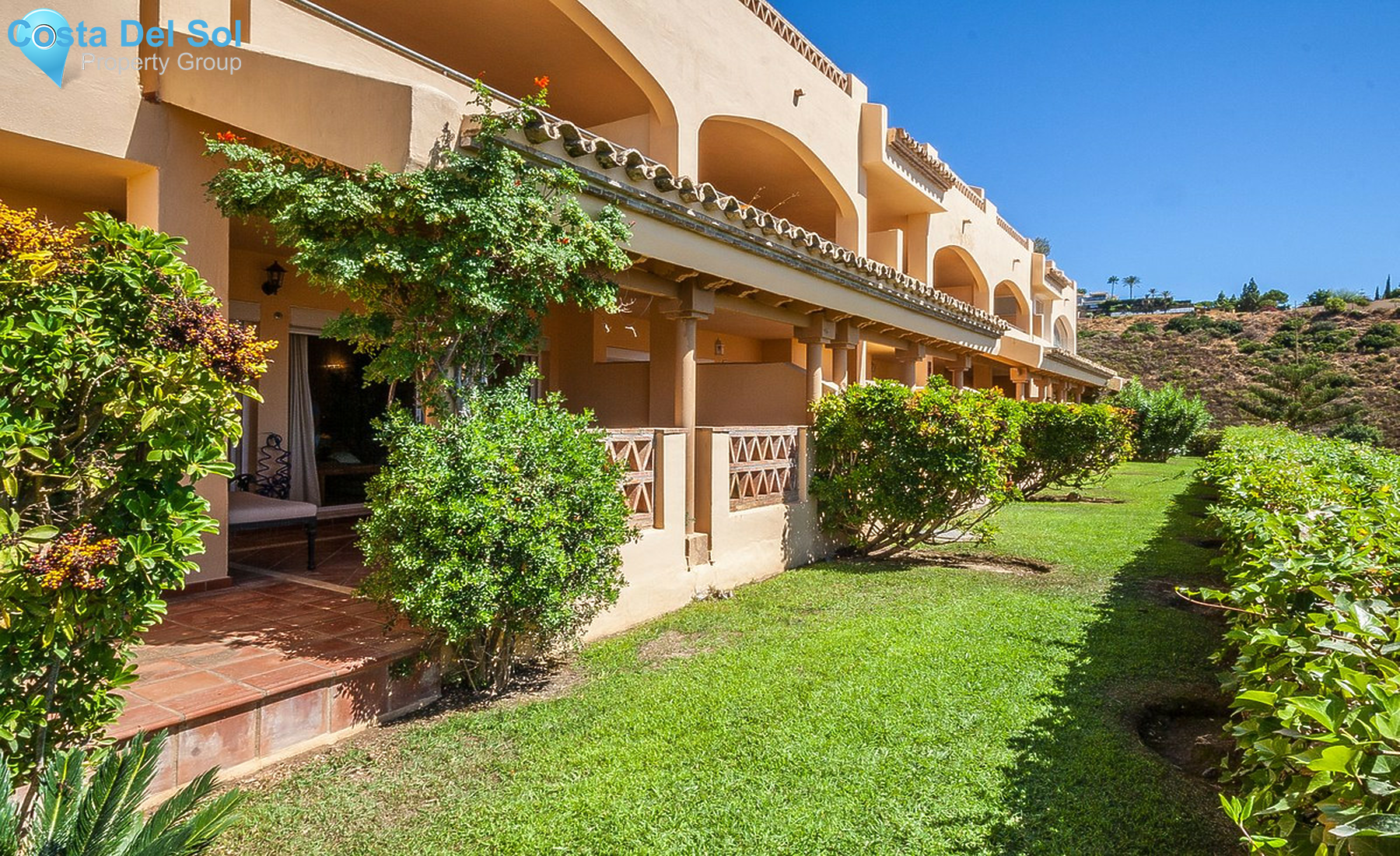 Ground Floor Apartment in Elviria-1407140