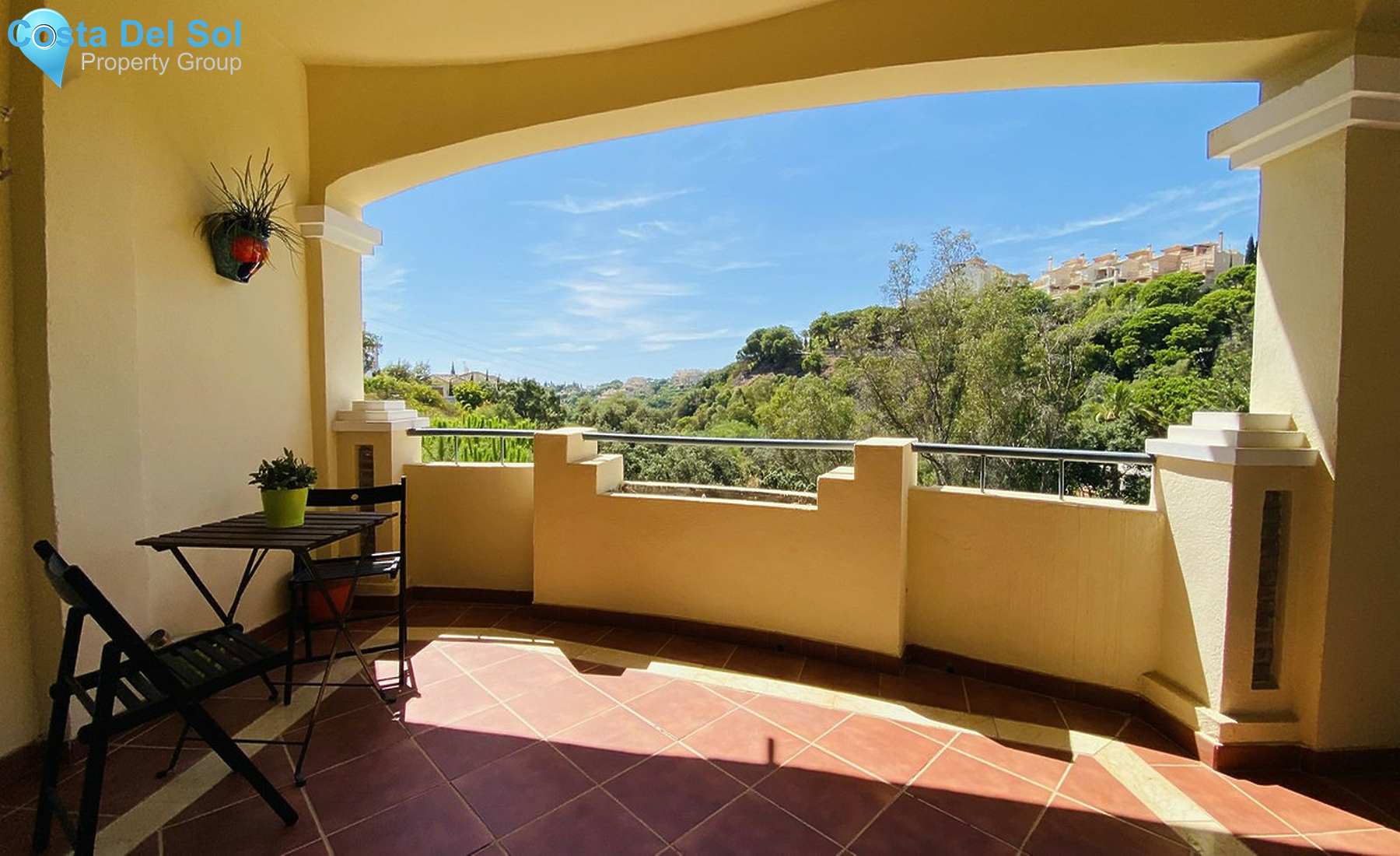 Ground Floor Apartment in Elviria-1409330