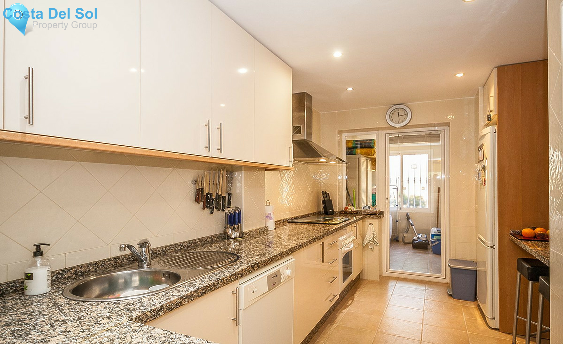 Ground Floor Apartment in Elviria-1454615