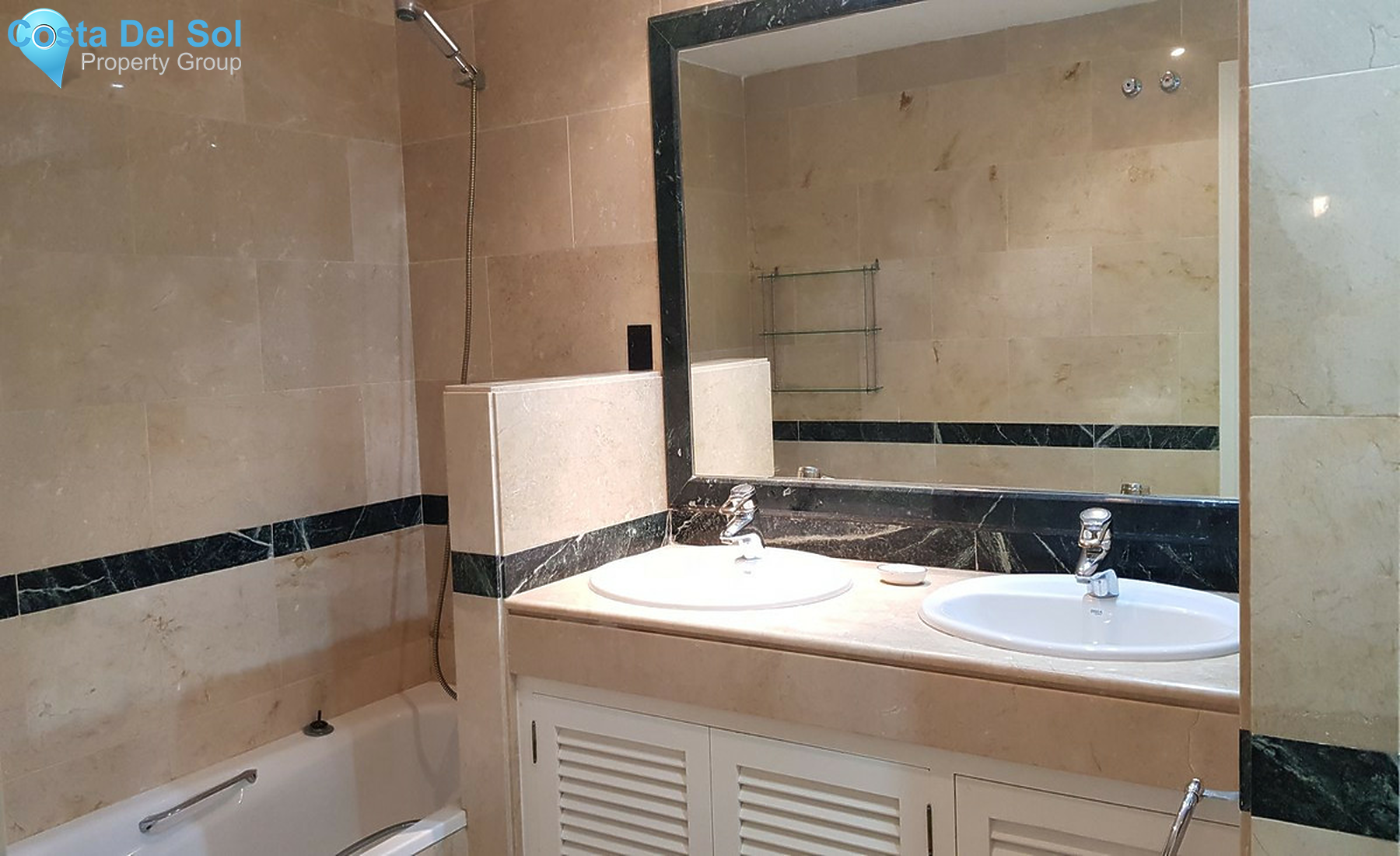 Ground Floor Apartment in Elviria-1460112