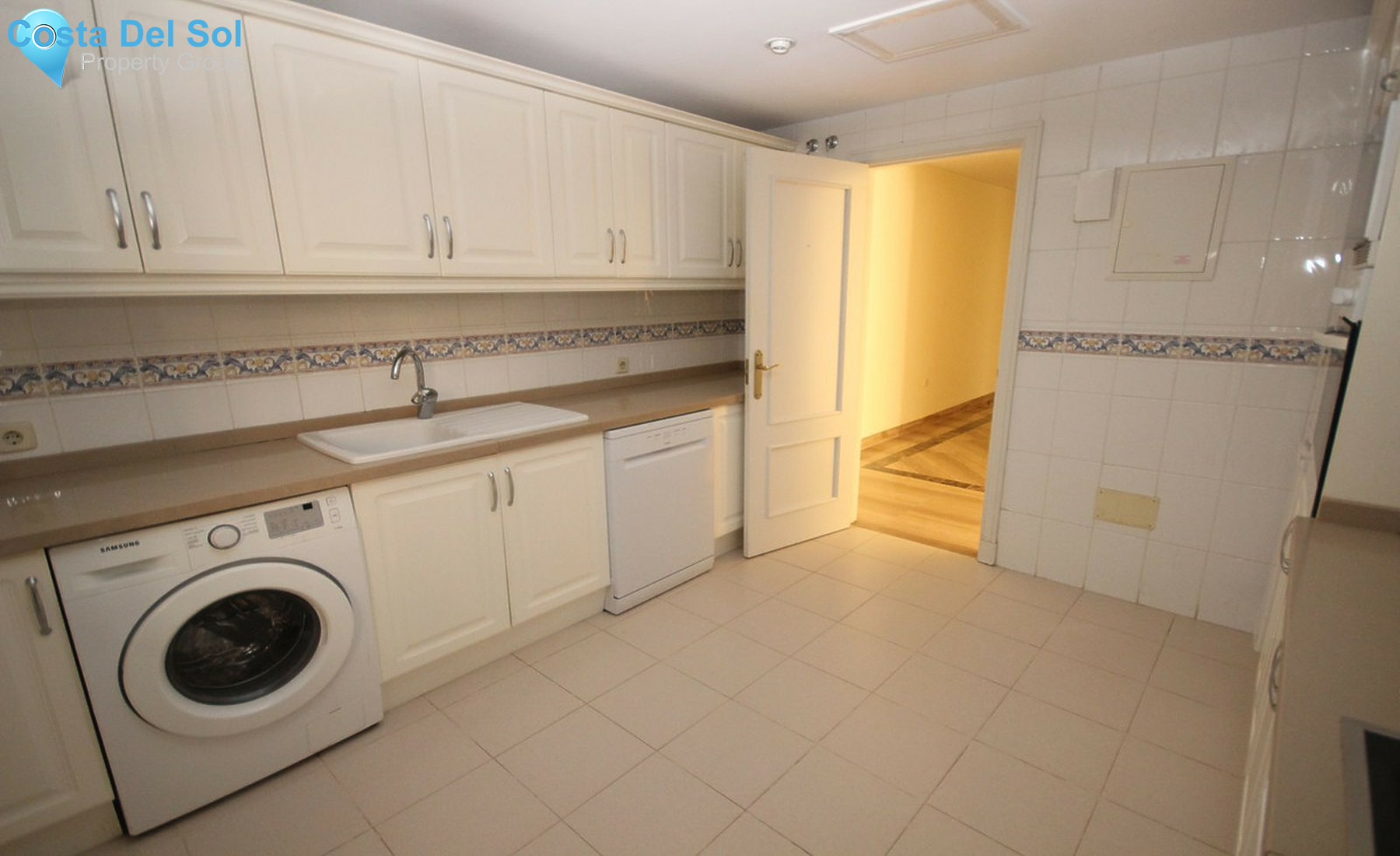 Ground Floor Apartment in Elviria-1461564