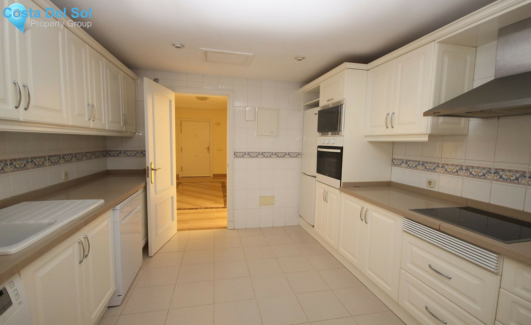 Ground Floor Apartment in Elviria-1461562