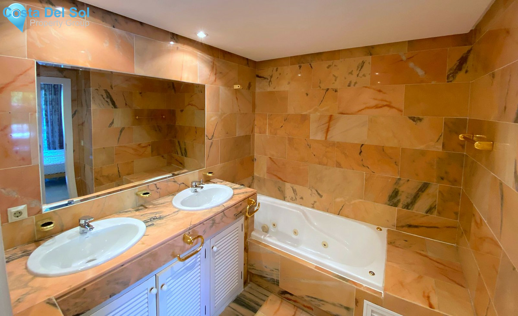 Ground Floor Apartment in Elviria-1556967