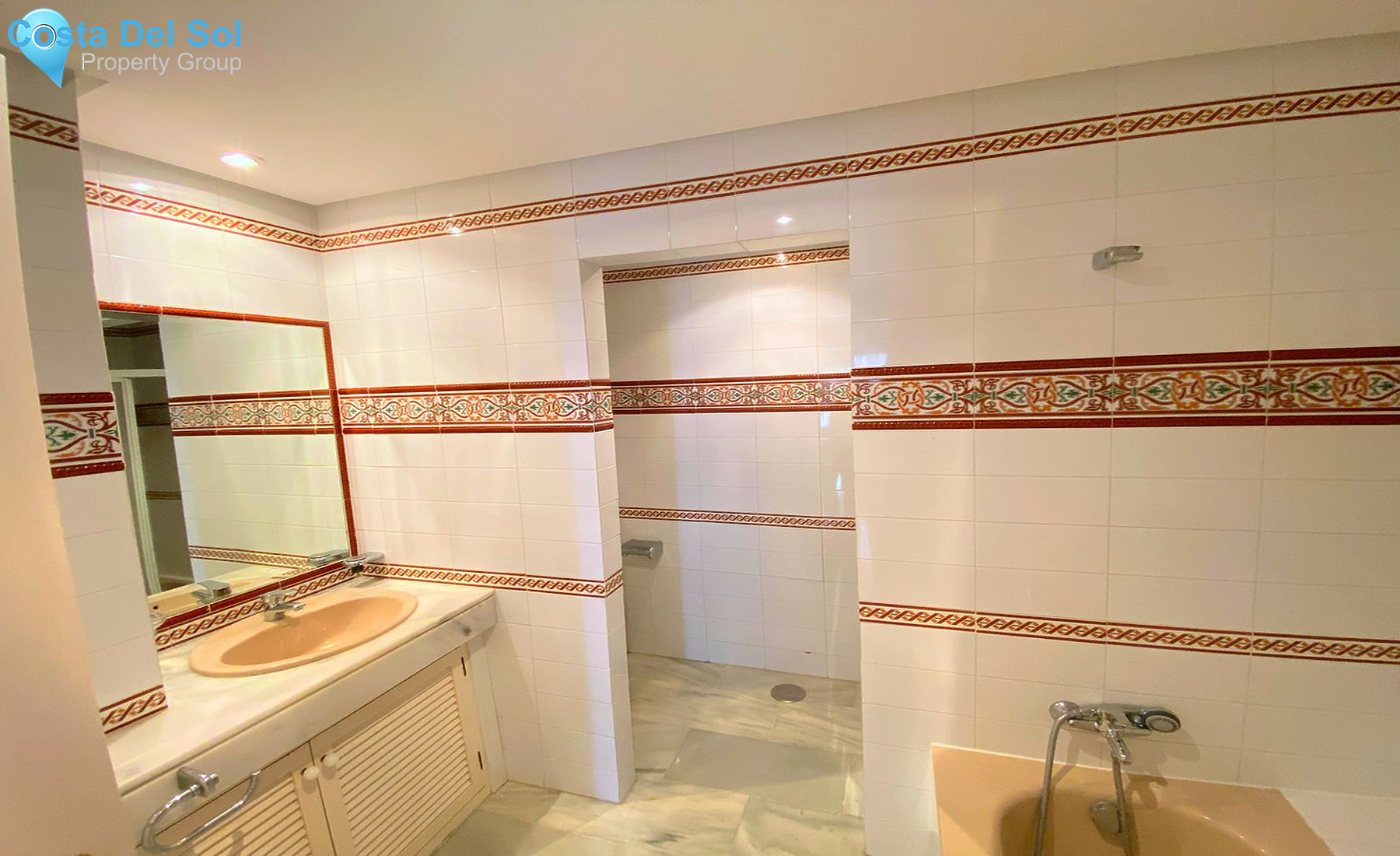 Ground Floor Apartment in Elviria-1556969