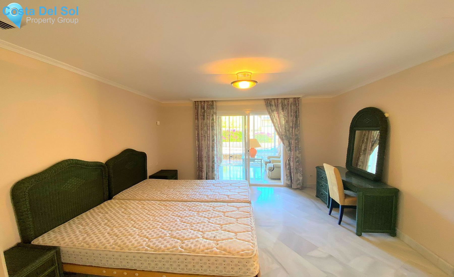 Ground Floor Apartment in Elviria-1556972