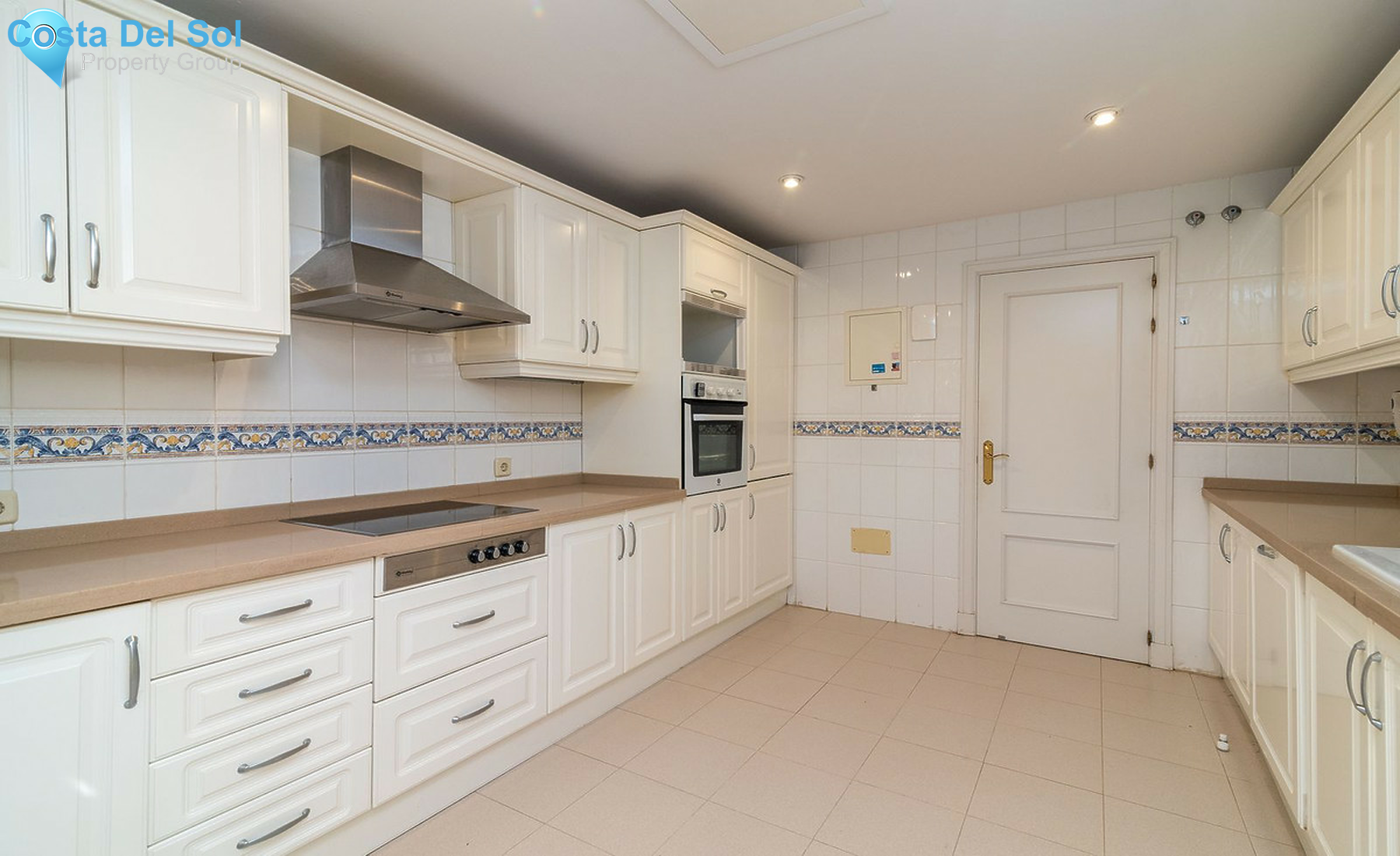 Ground Floor Apartment in Elviria-1557055