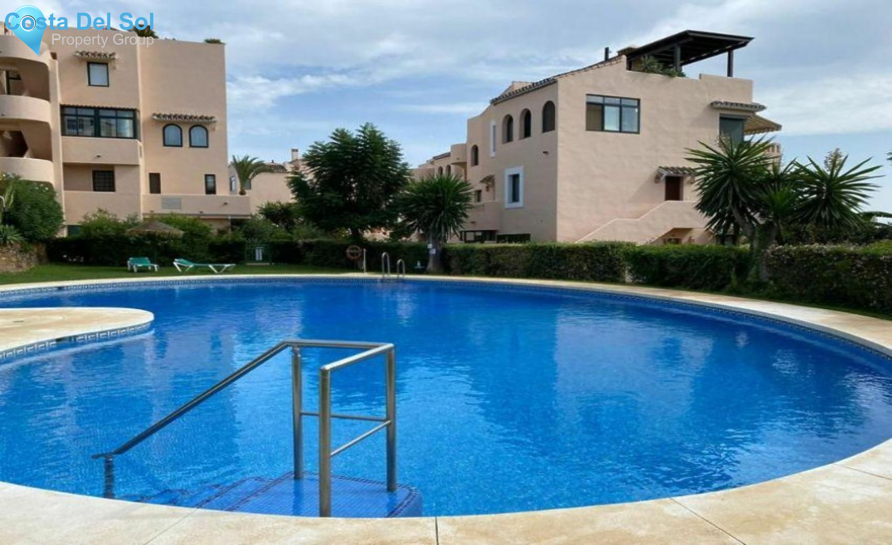 Ground Floor Apartment in Elviria-1170380