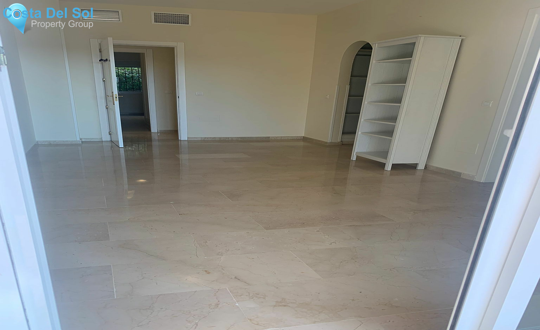 Ground Floor Apartment in Elviria-1201699