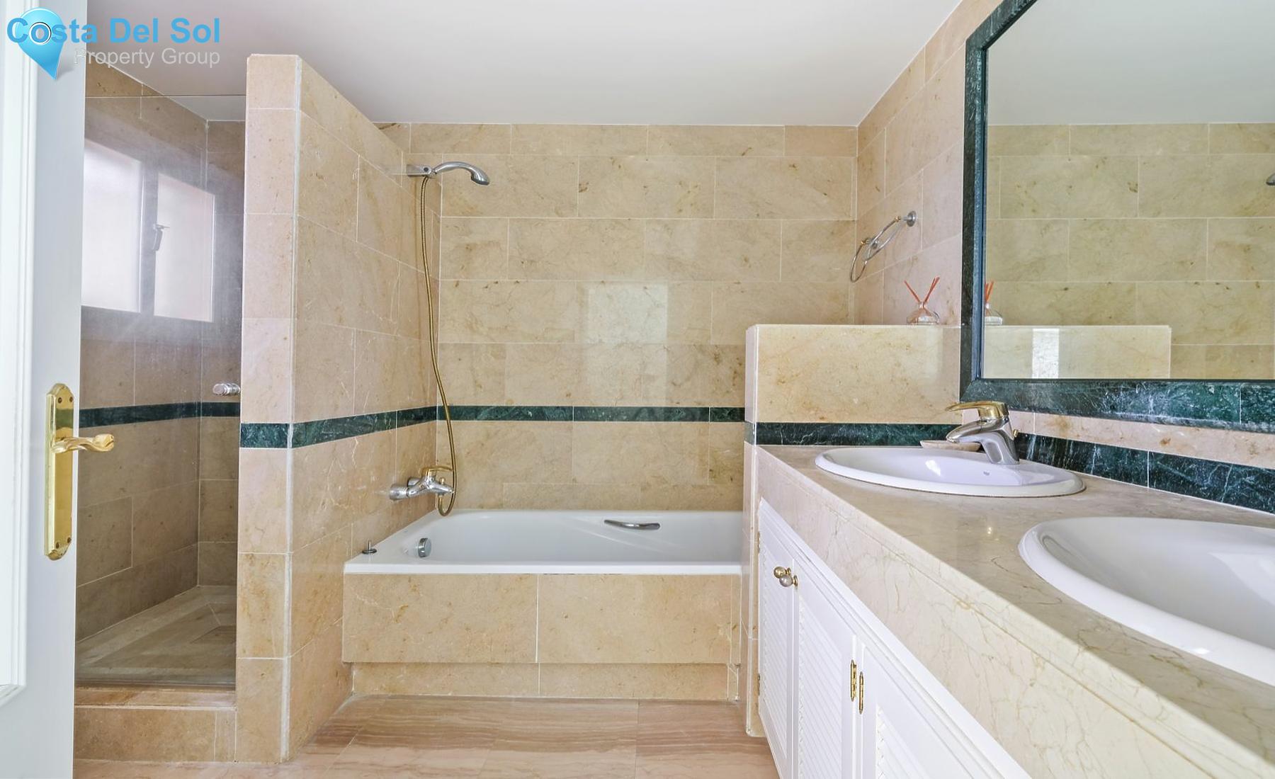 Ground Floor Apartment in Elviria-1427997