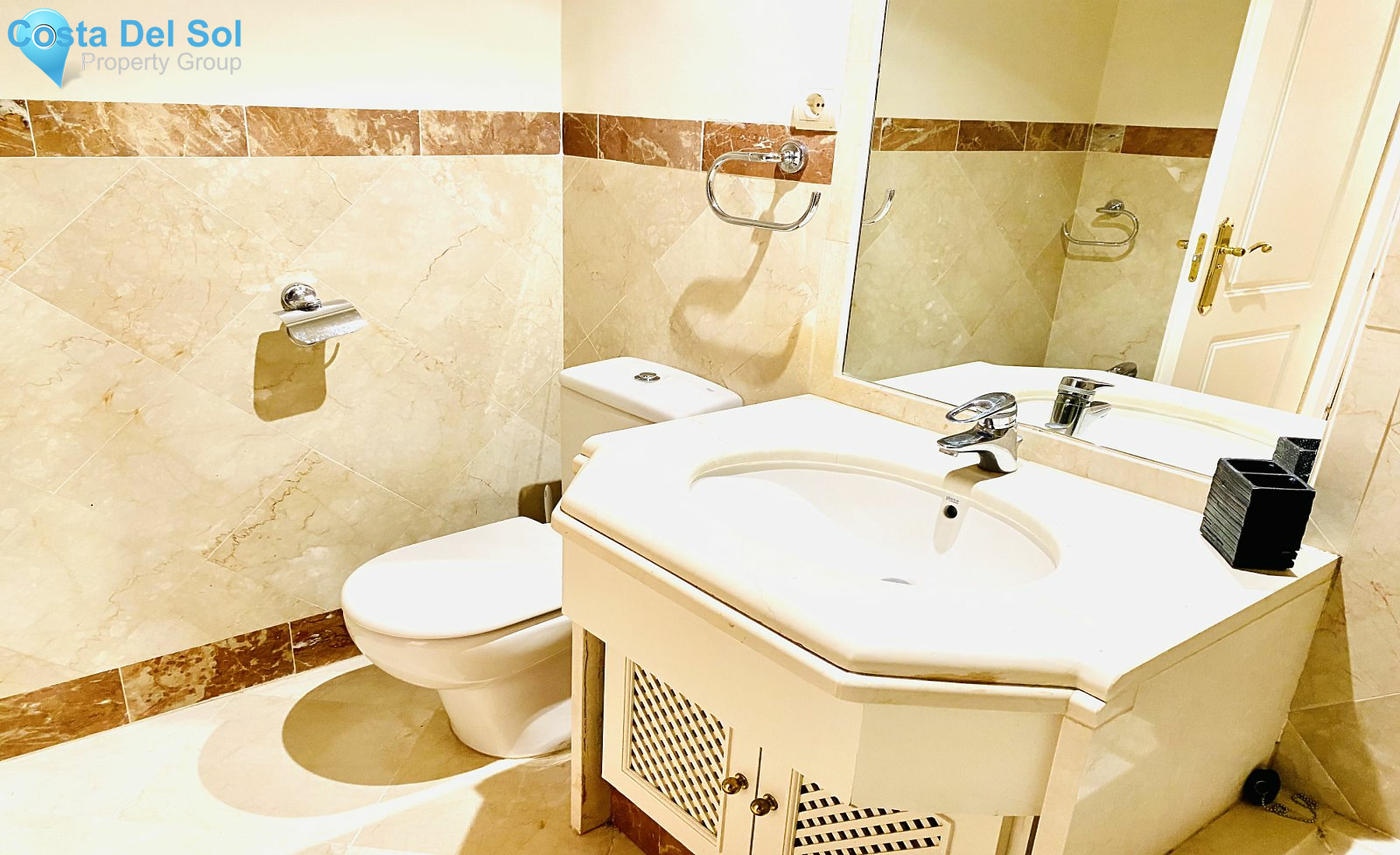 Ground Floor Apartment in Elviria-1445810