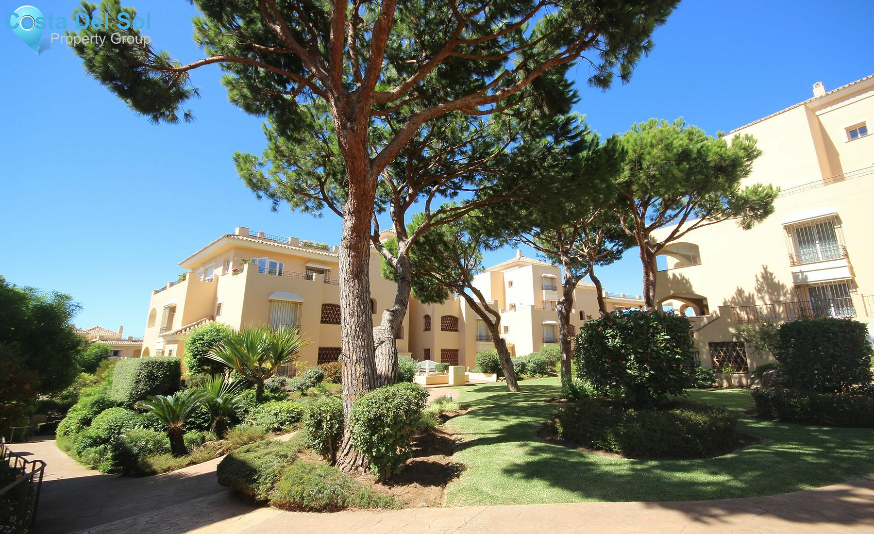 Ground Floor Apartment in Elviria-1447150