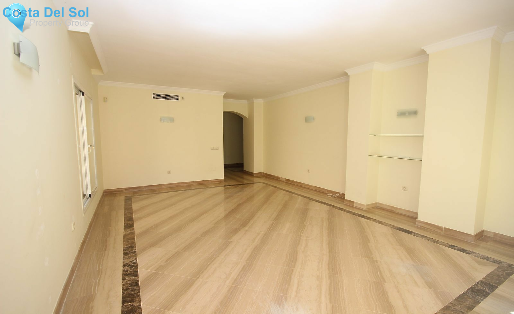 Ground Floor Apartment in Elviria-1447145