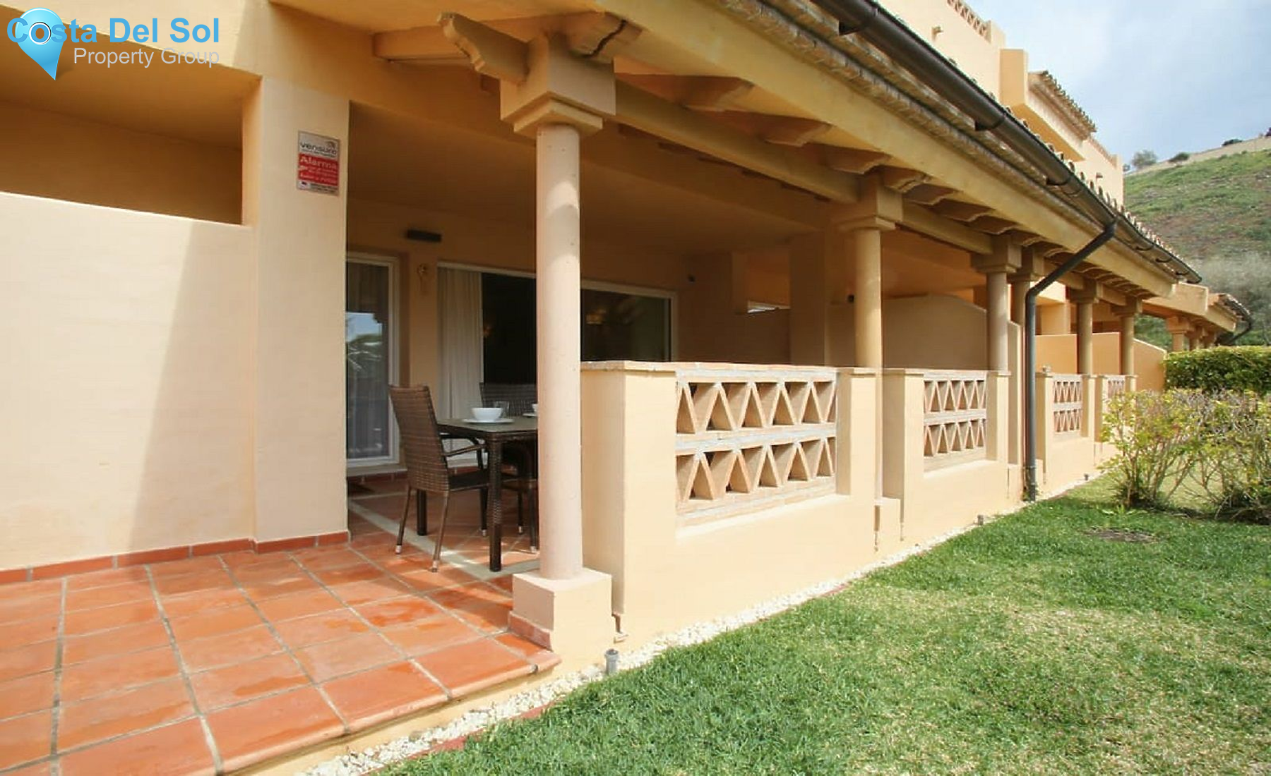 Ground Floor Apartment in Elviria-1449590