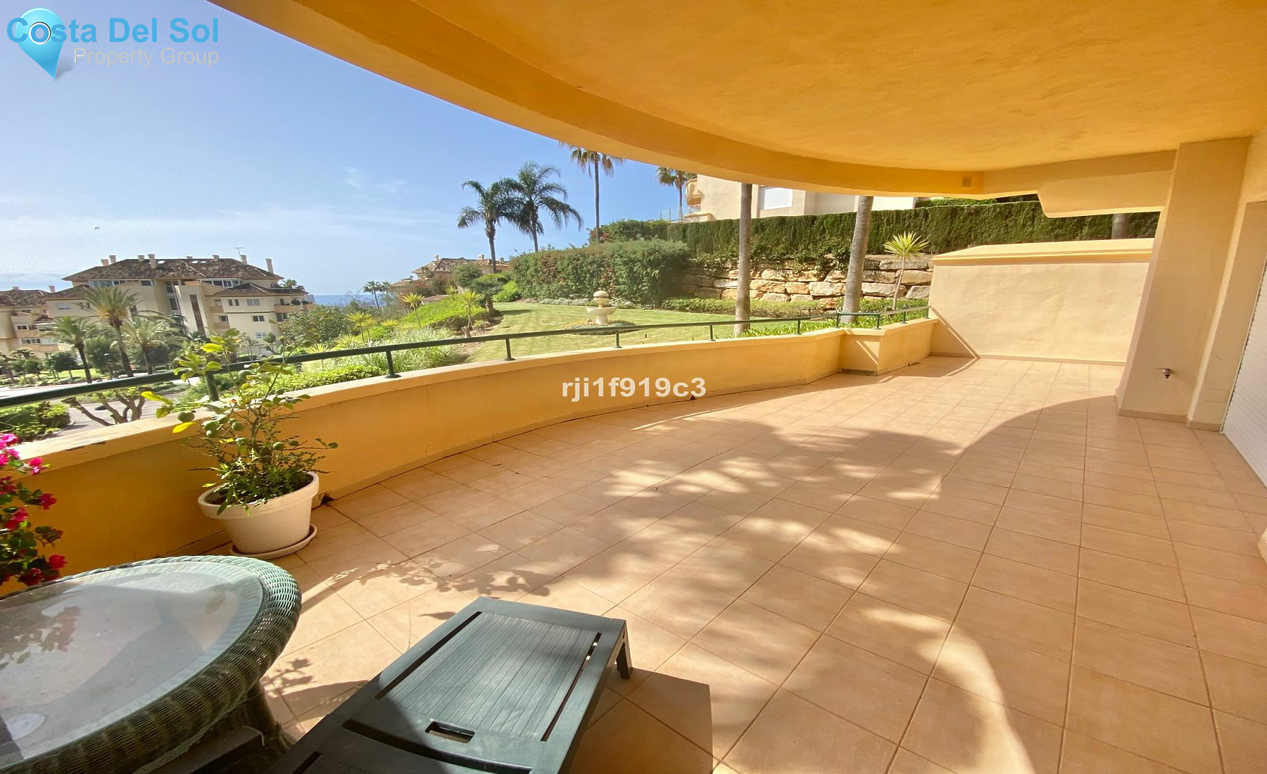 Ground Floor Apartment in Elviria-1471779