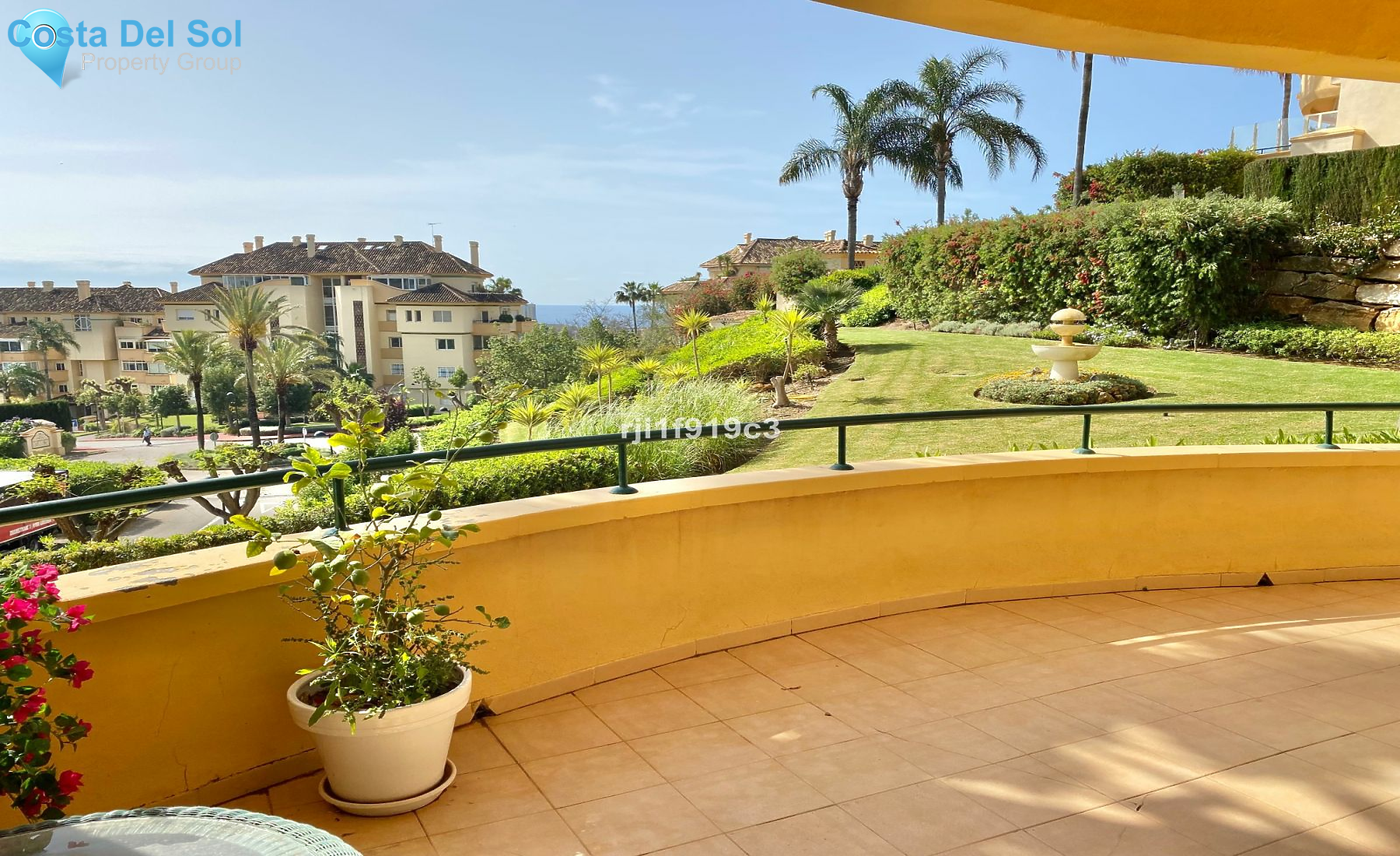 Ground Floor Apartment in Elviria-1471786