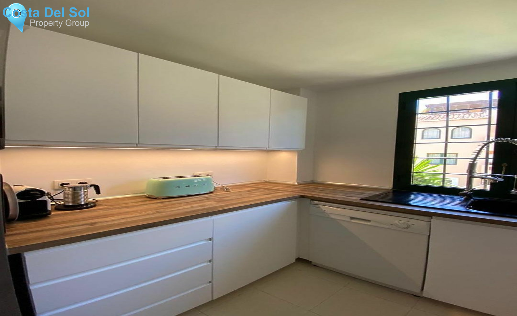 Ground Floor Apartment in Elviria-1481398