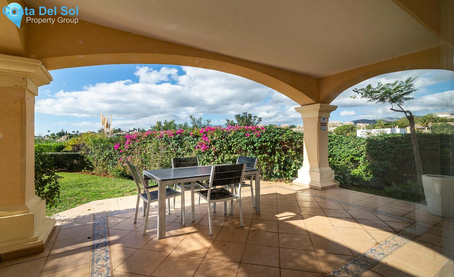 Ground Floor Apartment in Elviria-1548272