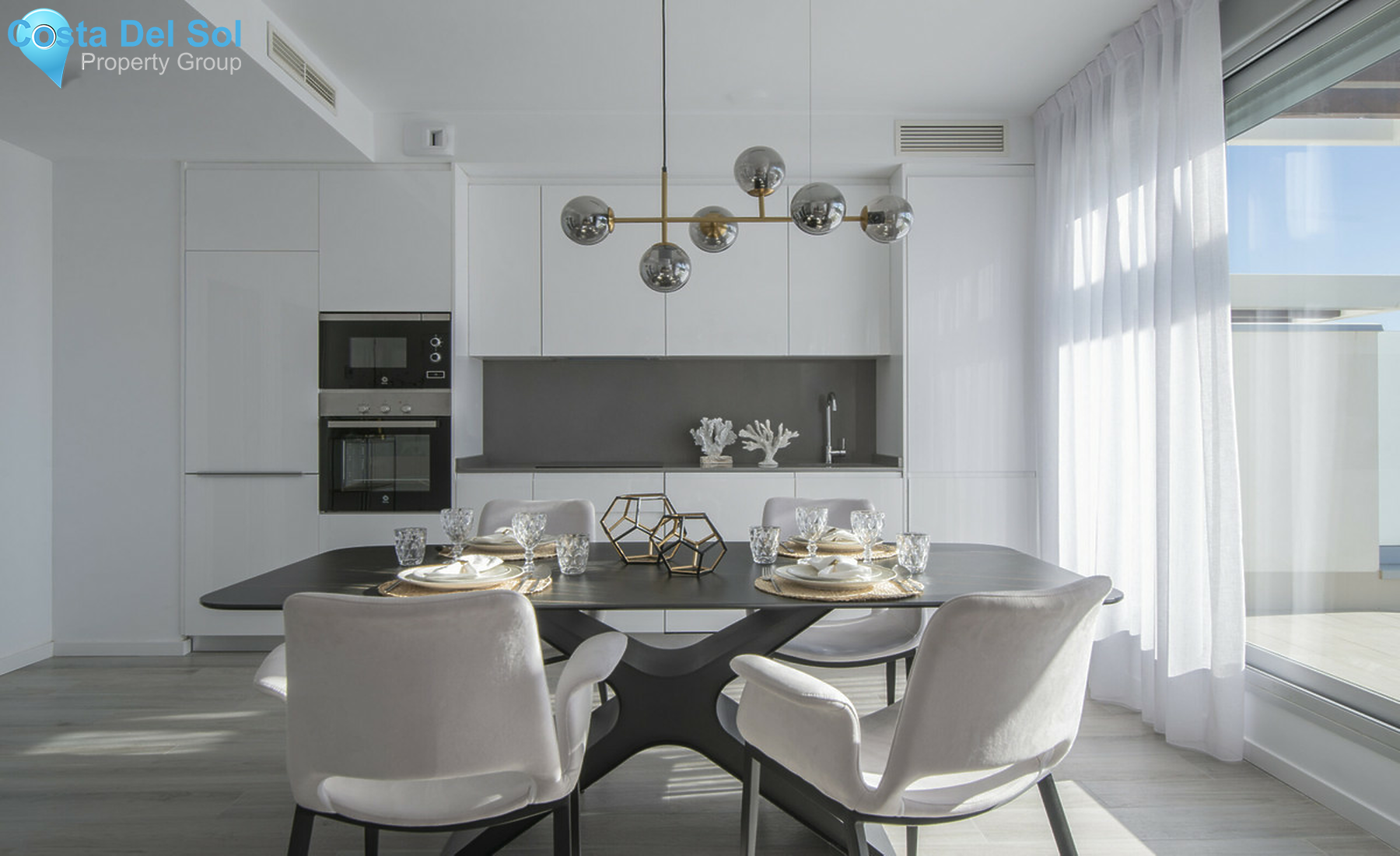 Ground Floor Apartment in Estepona-1254145