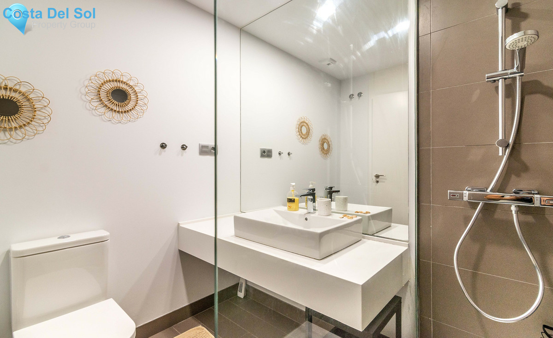 Ground Floor Apartment in Estepona-1261976