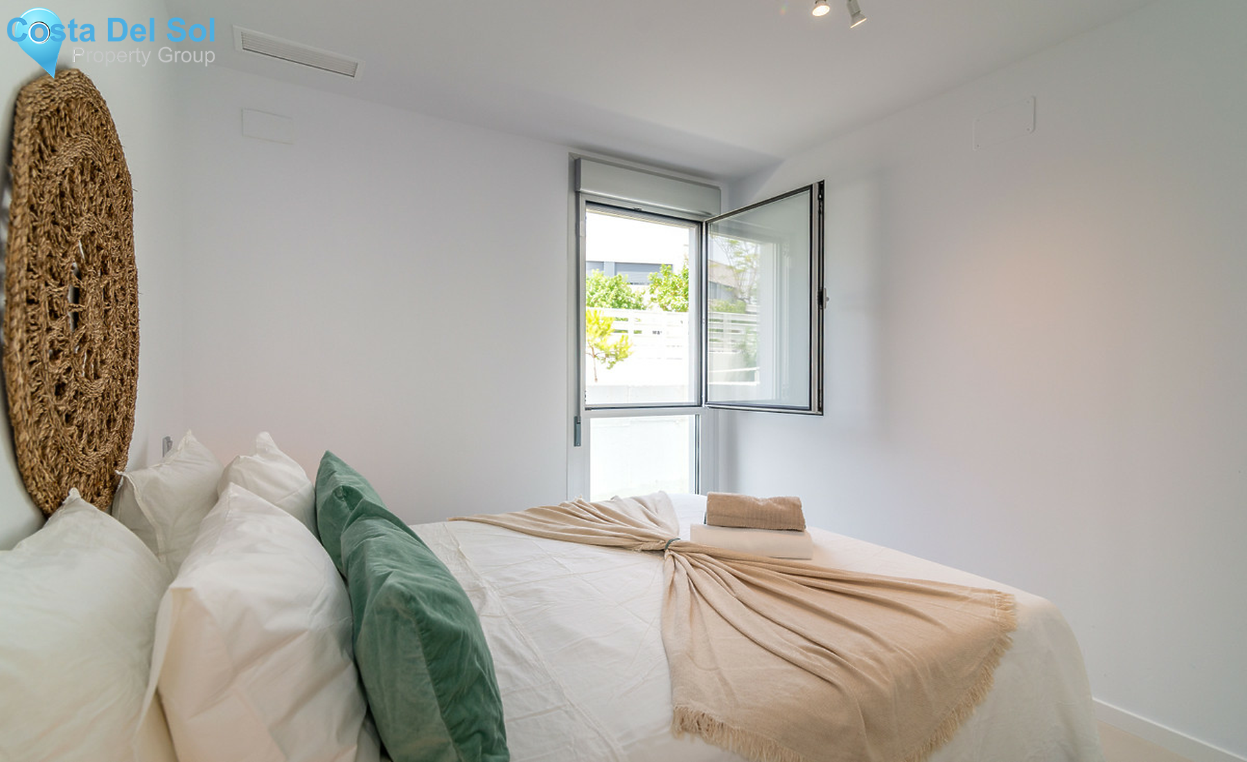 Ground Floor Apartment in Estepona-1261966
