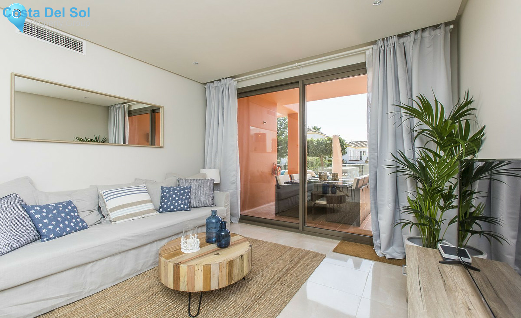 Ground Floor Apartment in Estepona-1265781
