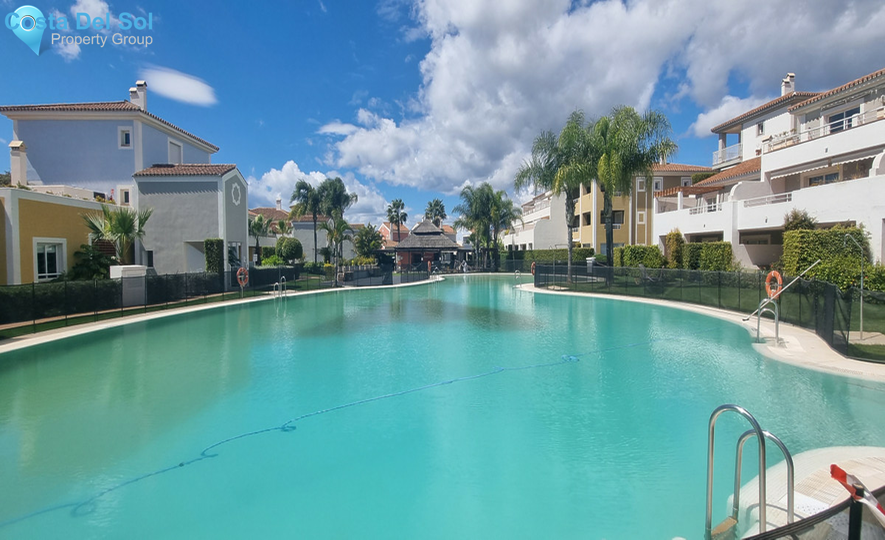 Ground Floor Apartment in Estepona-1298939