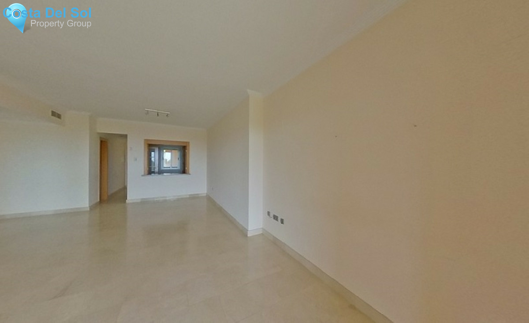 Ground Floor Apartment in Estepona-1305552