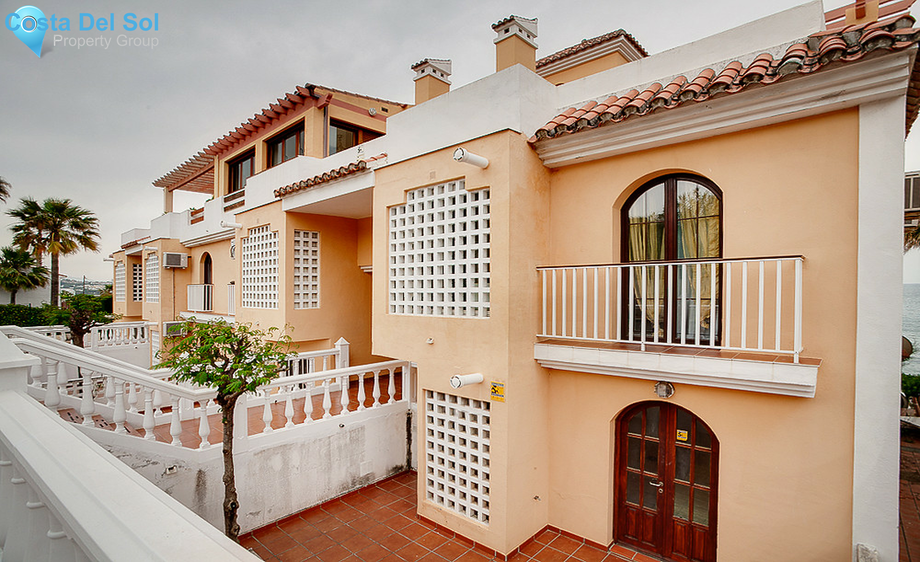 Ground Floor Apartment in Estepona-1335078