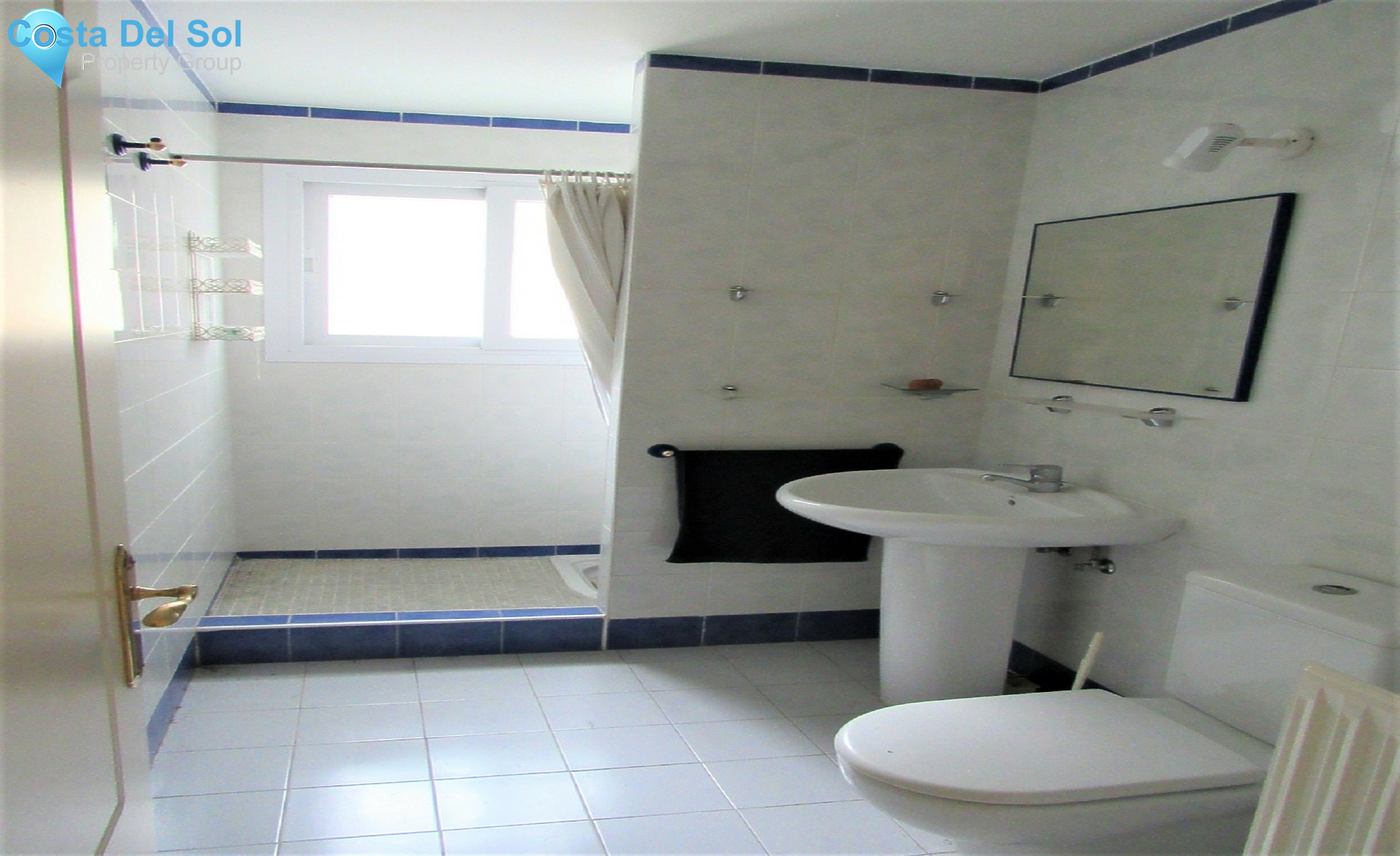 Ground Floor Apartment in Estepona-1343810