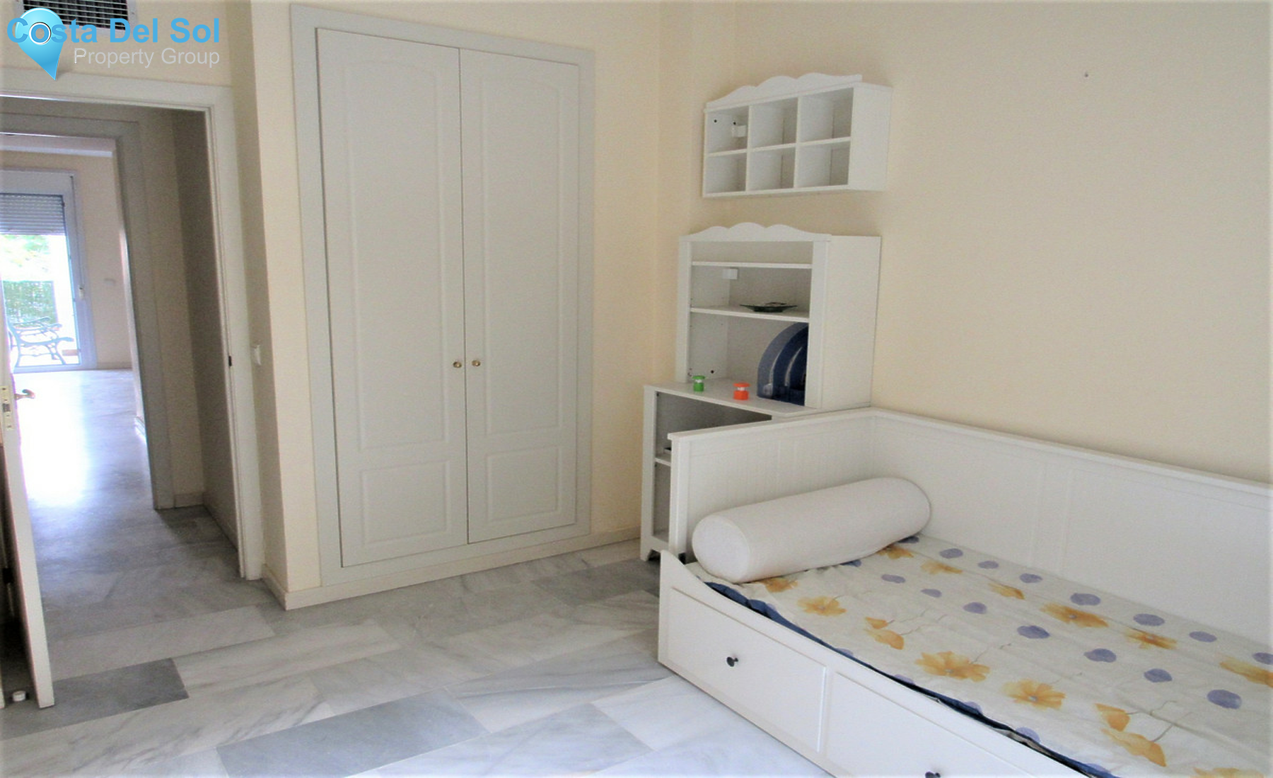 Ground Floor Apartment in Estepona-1343803