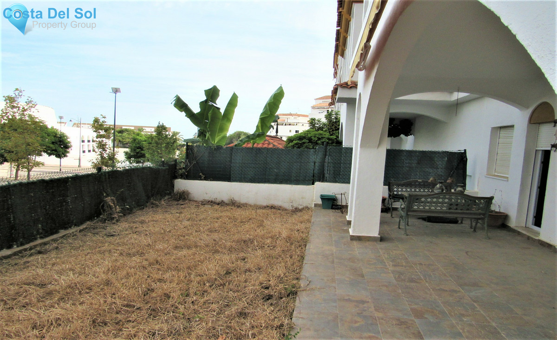 Ground Floor Apartment in Estepona-1343804
