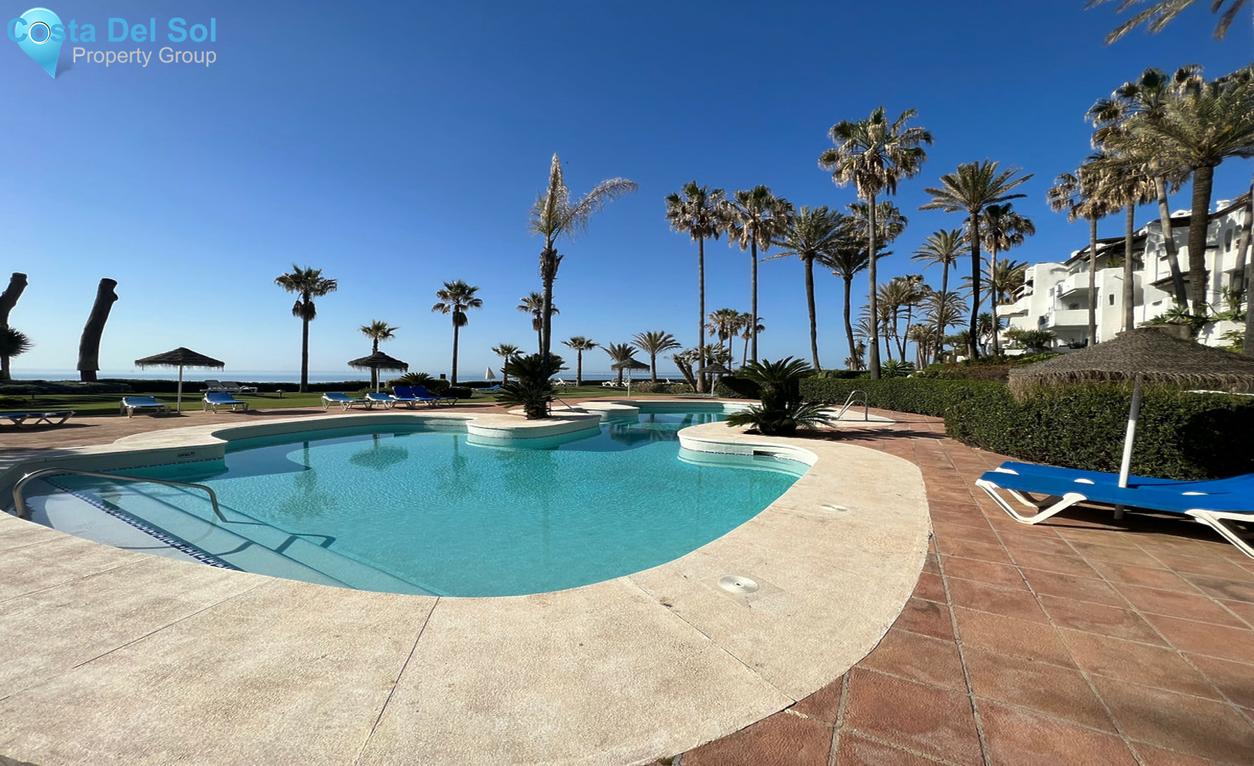 Ground Floor Apartment in Estepona-1372175
