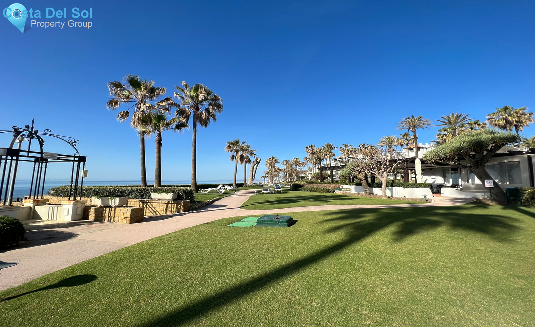 Ground Floor Apartment in Estepona-1372189