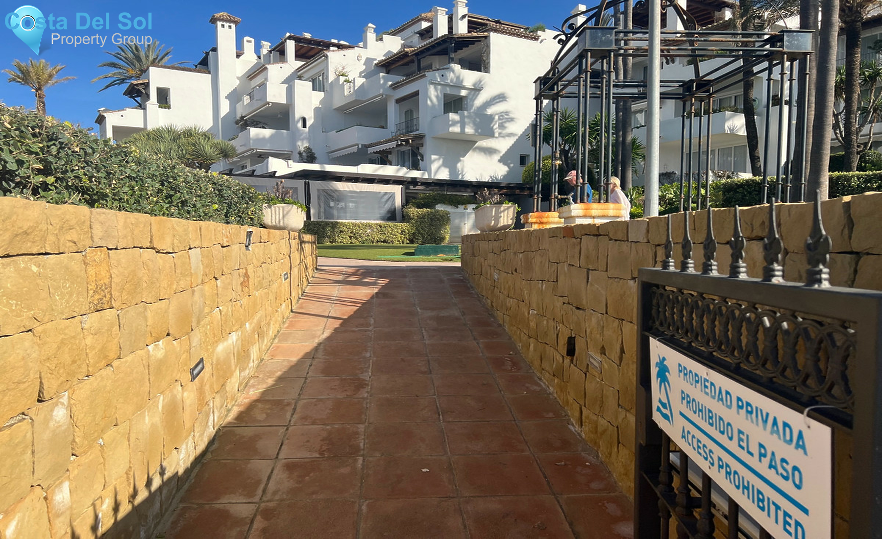 Ground Floor Apartment in Estepona-1372190