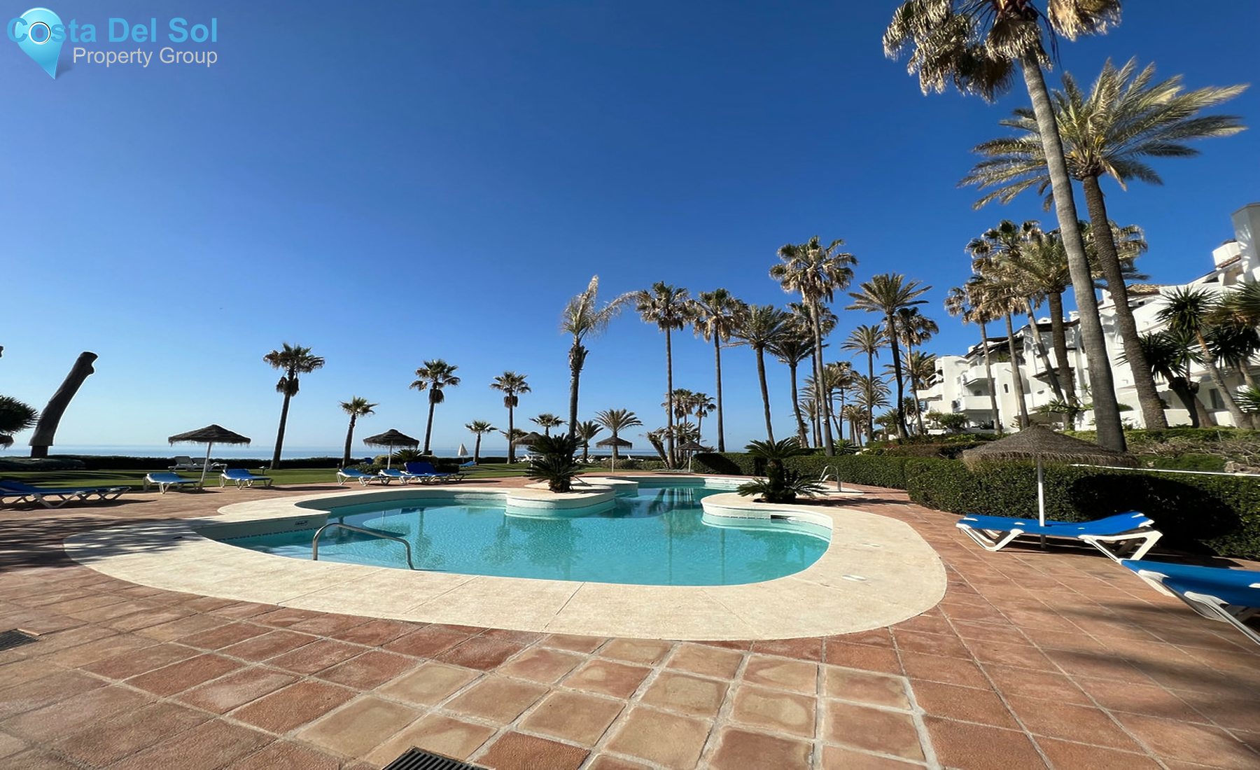 Ground Floor Apartment in Estepona-1372193