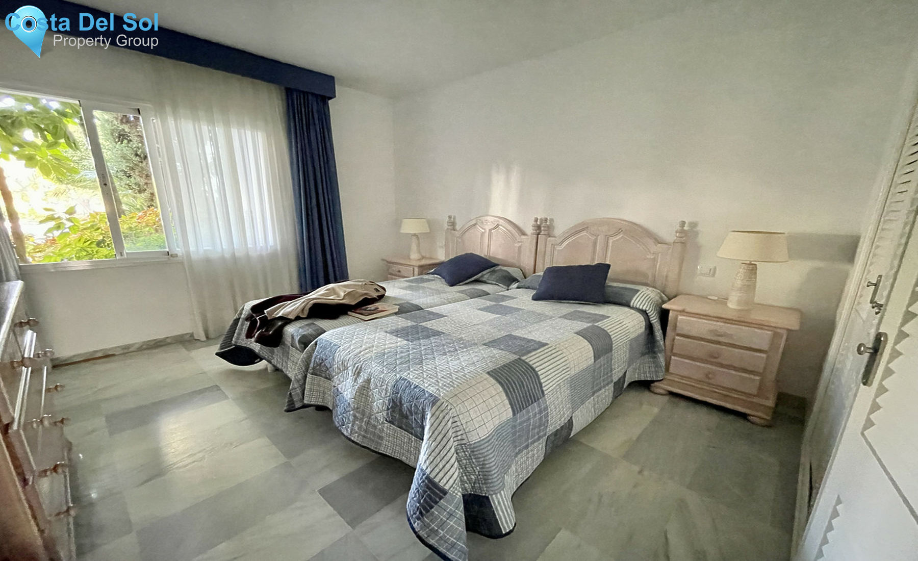 Ground Floor Apartment in Estepona-1372179