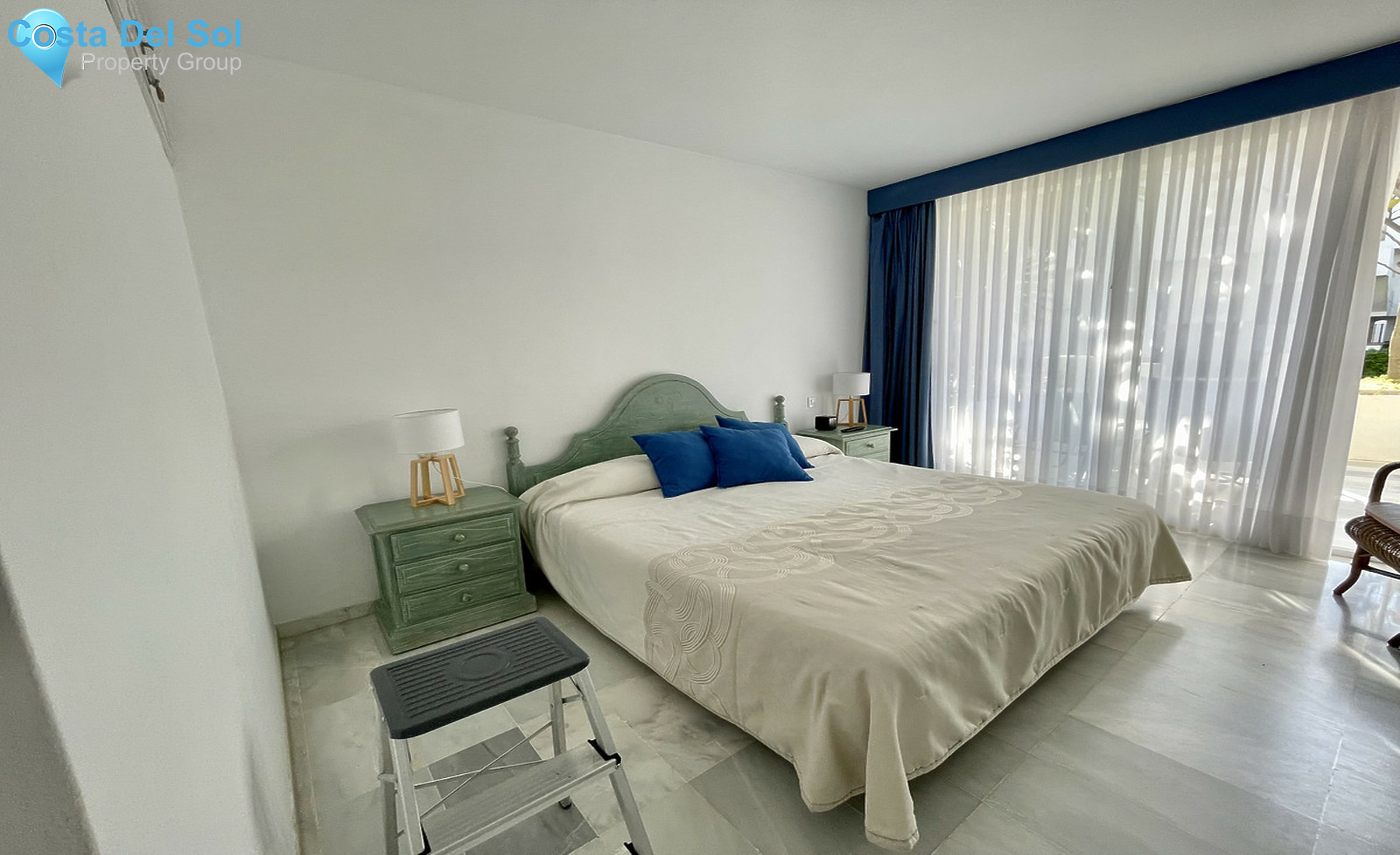 Ground Floor Apartment in Estepona-1372180
