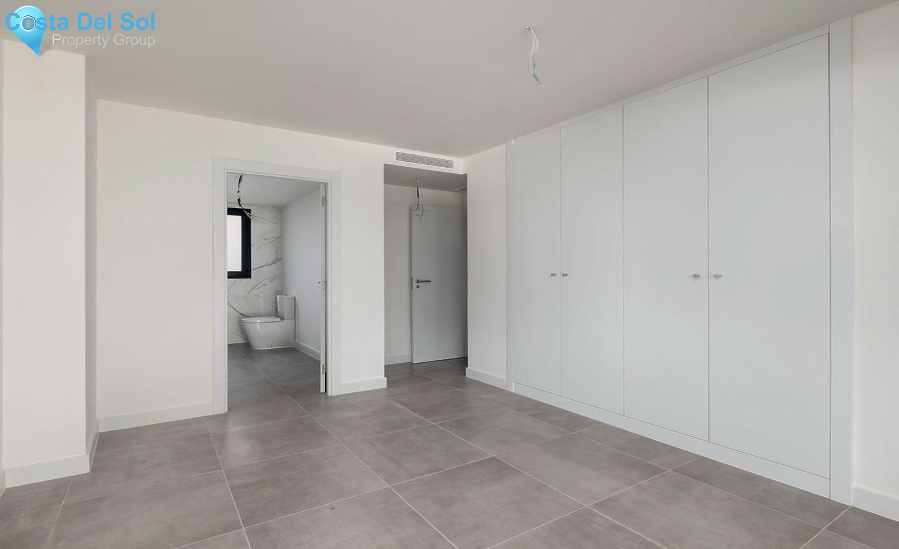 Ground Floor Apartment in Estepona-1404374