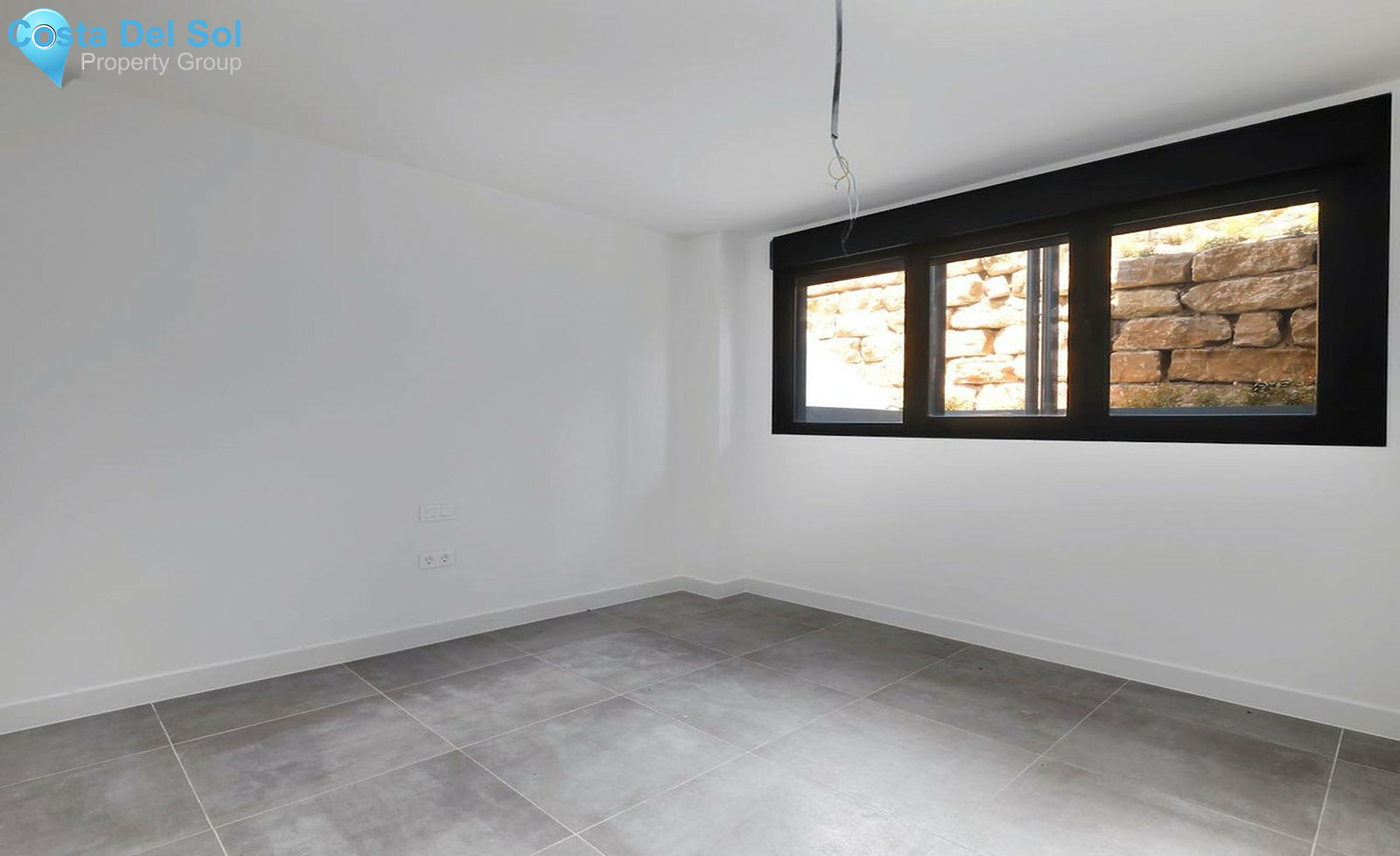 Ground Floor Apartment in Estepona-1404376