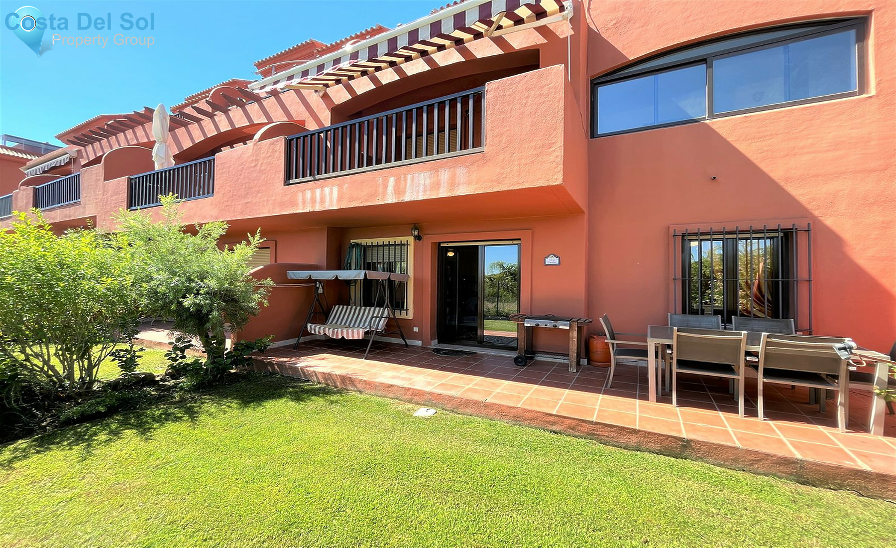 Ground Floor Apartment in Estepona-1412077