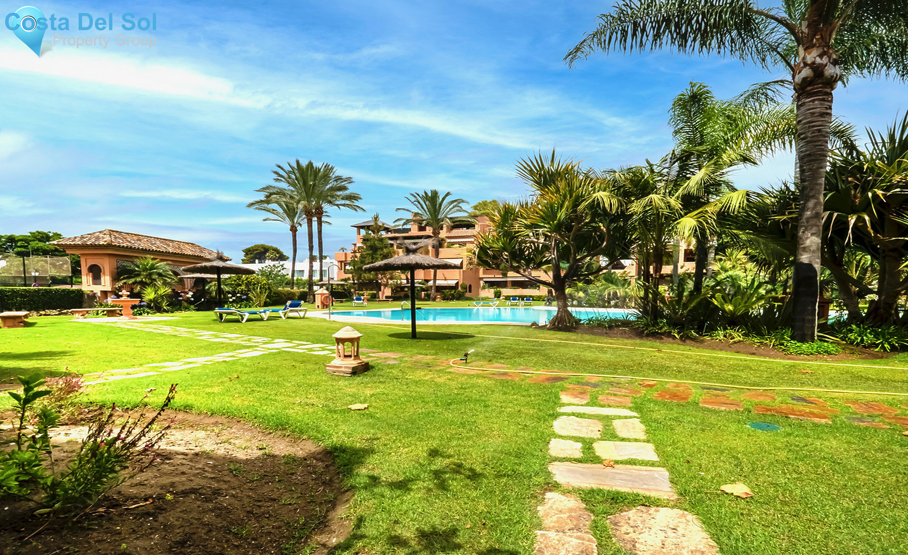 Ground Floor Apartment in Estepona-1416756