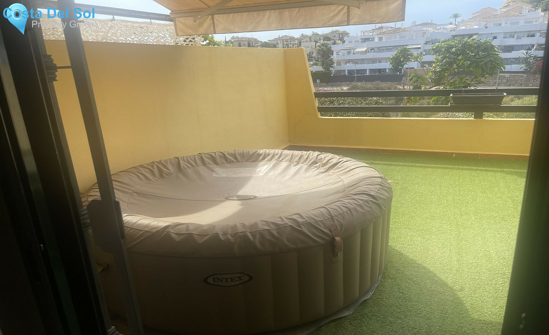 Ground Floor Apartment in Estepona-1435816